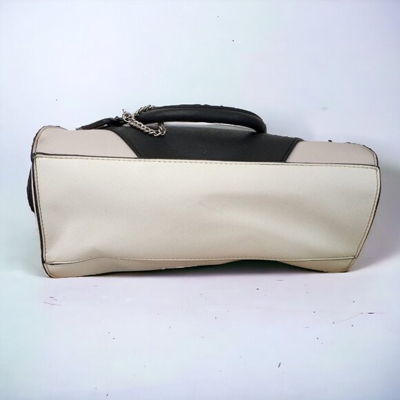 Guess 1981 White, Cream & Black Handbag / Shoulder Satchel / Purse With Adjustab - Picture 7 of 16